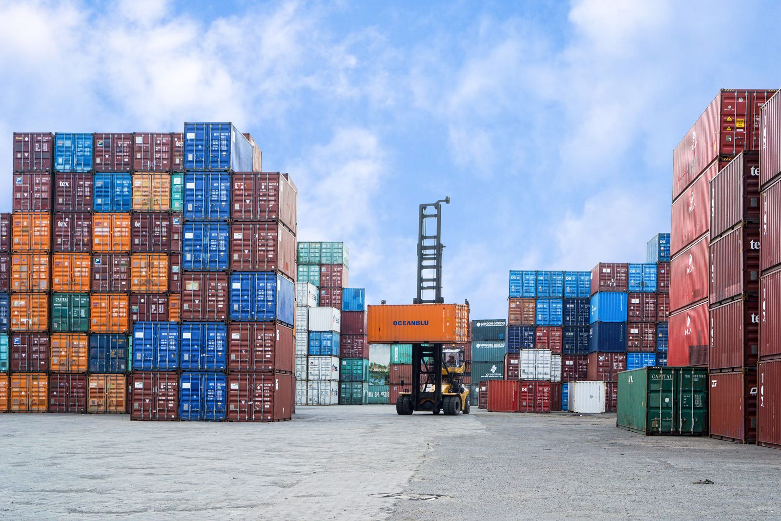 FCL Và LCL: Nên Chọn Hình Thức Vận Chuyển Container Nào?